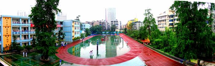 成都石室聯(lián)合中學(xué)地理位置在哪兒？