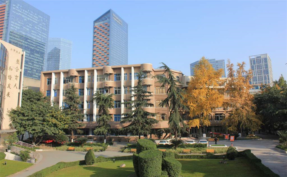成都市鹽道街中學(xué)2020年招生計劃是多少？