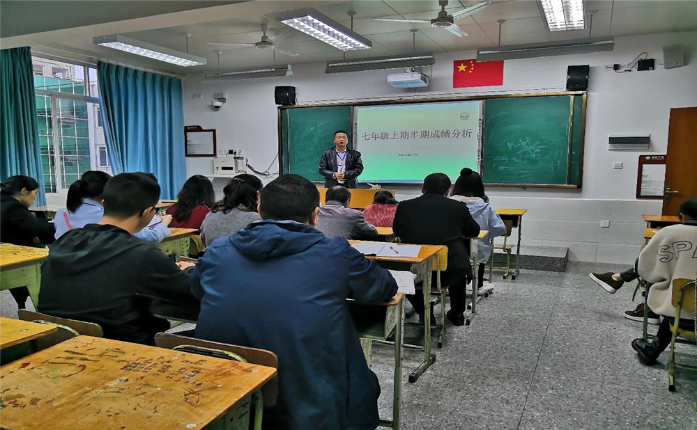 棠湖中學(xué)老師怎么樣？