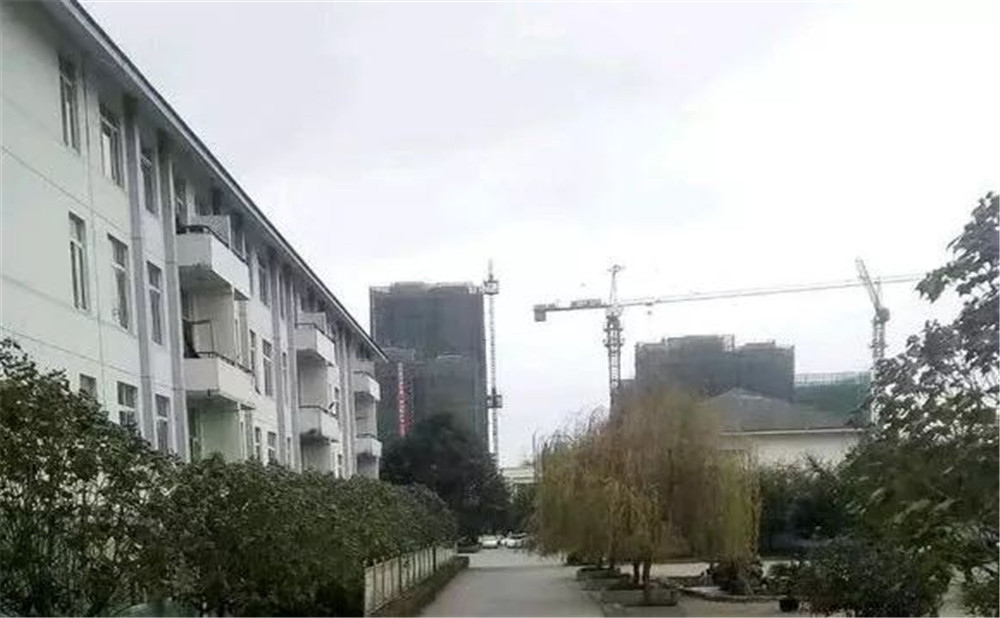 淮口中學(xué)去年的錄取分?jǐn)?shù)線是多少？