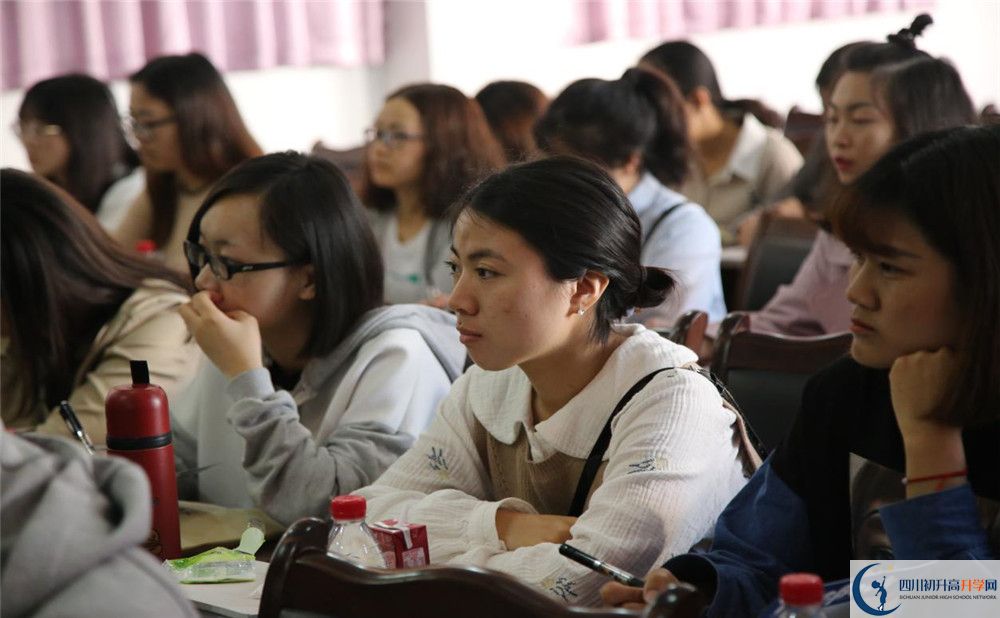 成都綿實(shí)外國(guó)語(yǔ)學(xué)校2020年高中部入學(xué)條件是什么？