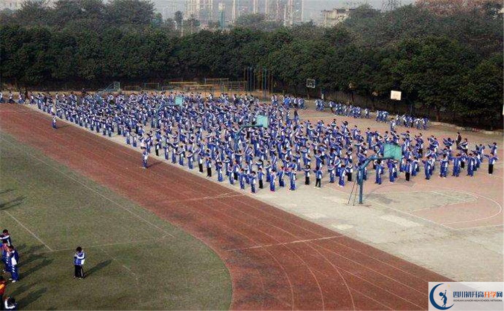 成都市第三十八中學(xué)招生考試科目是什么？