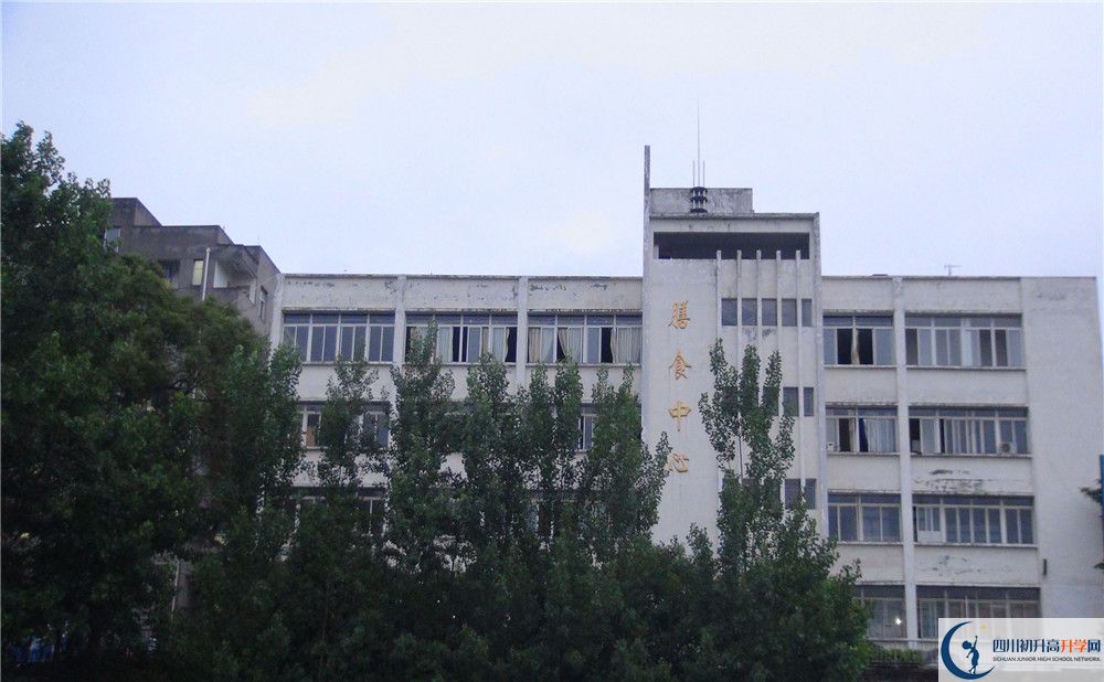 竹篙中學(xué)平行班與實(shí)驗(yàn)班差多少？