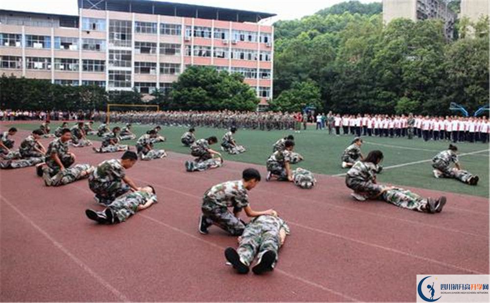 簡陽實驗中學(xué)是私立還是公立學(xué)校？
