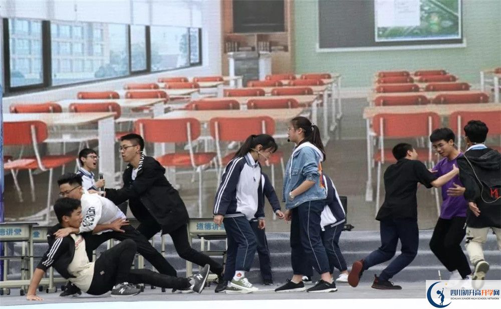 陽安中學實驗班學費貴嗎？