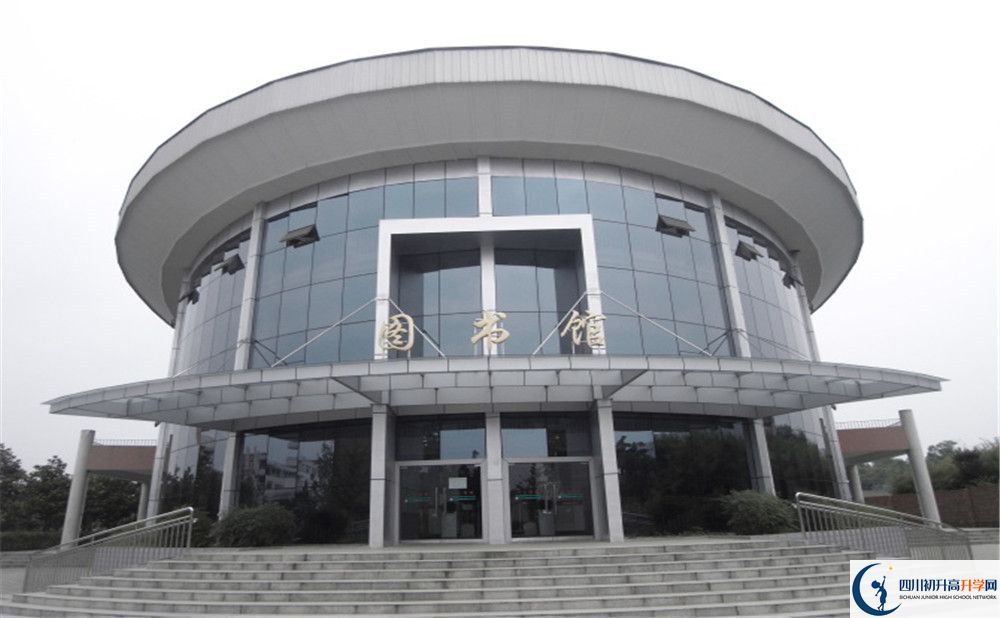成都龍泉中學2020年升學率高不高？